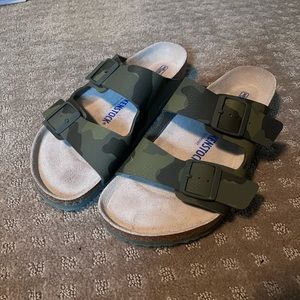 Brand new camo Birkenstocks